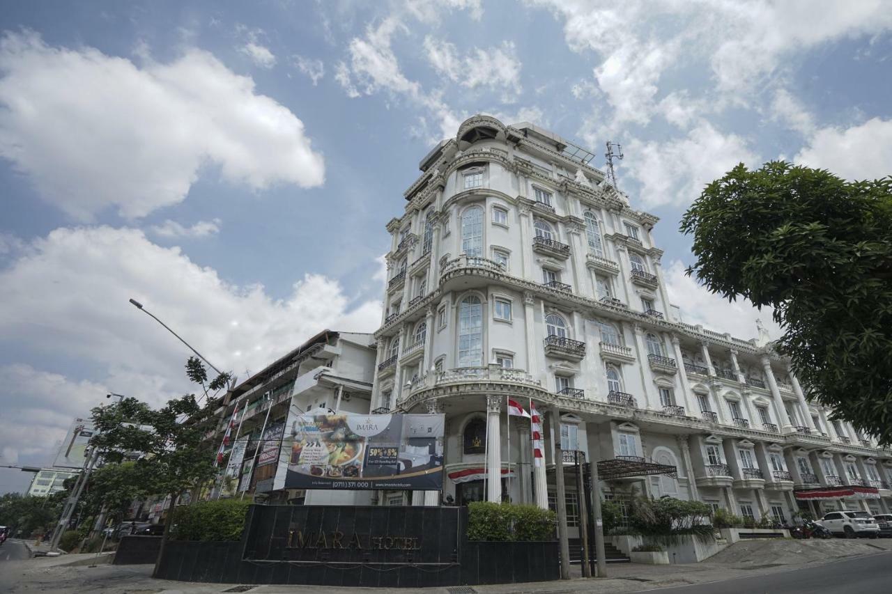 Capital O 1128 Hotel Imara Palembang Exterior foto